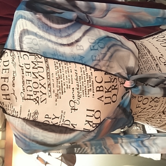 Women's dreamy mesh beach cover up bell sleeves, tie front. NWOT Size small - Picture 2 of 3